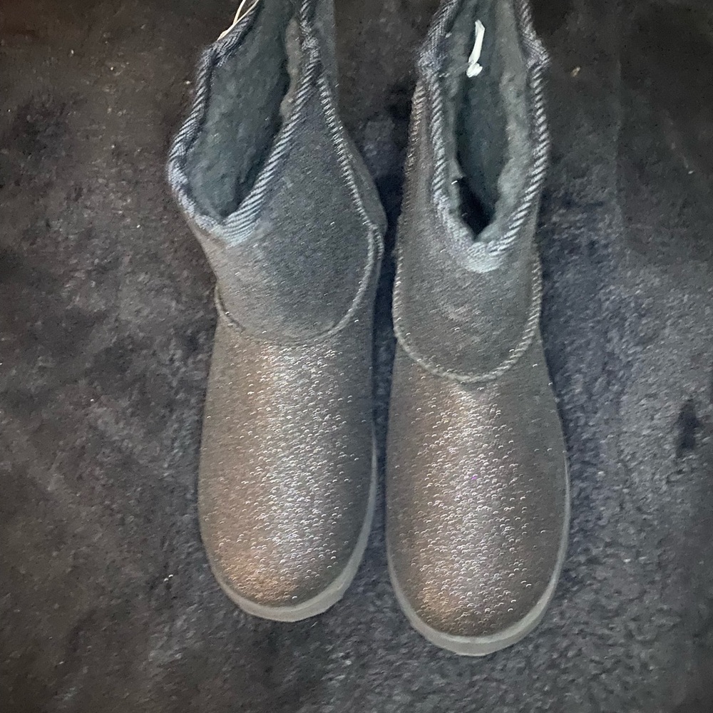 Wonder Nation Glittery Black Boots